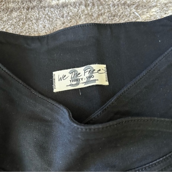 NWT Free People Venice Beach Flare Jeans High Rise Black Wash 32 - Picture 7 of 11